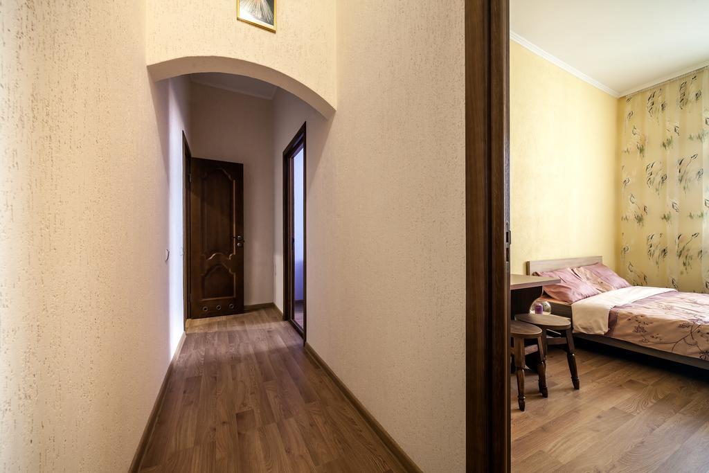 Modern 2Br Apartment In Central Lviv Apartment *