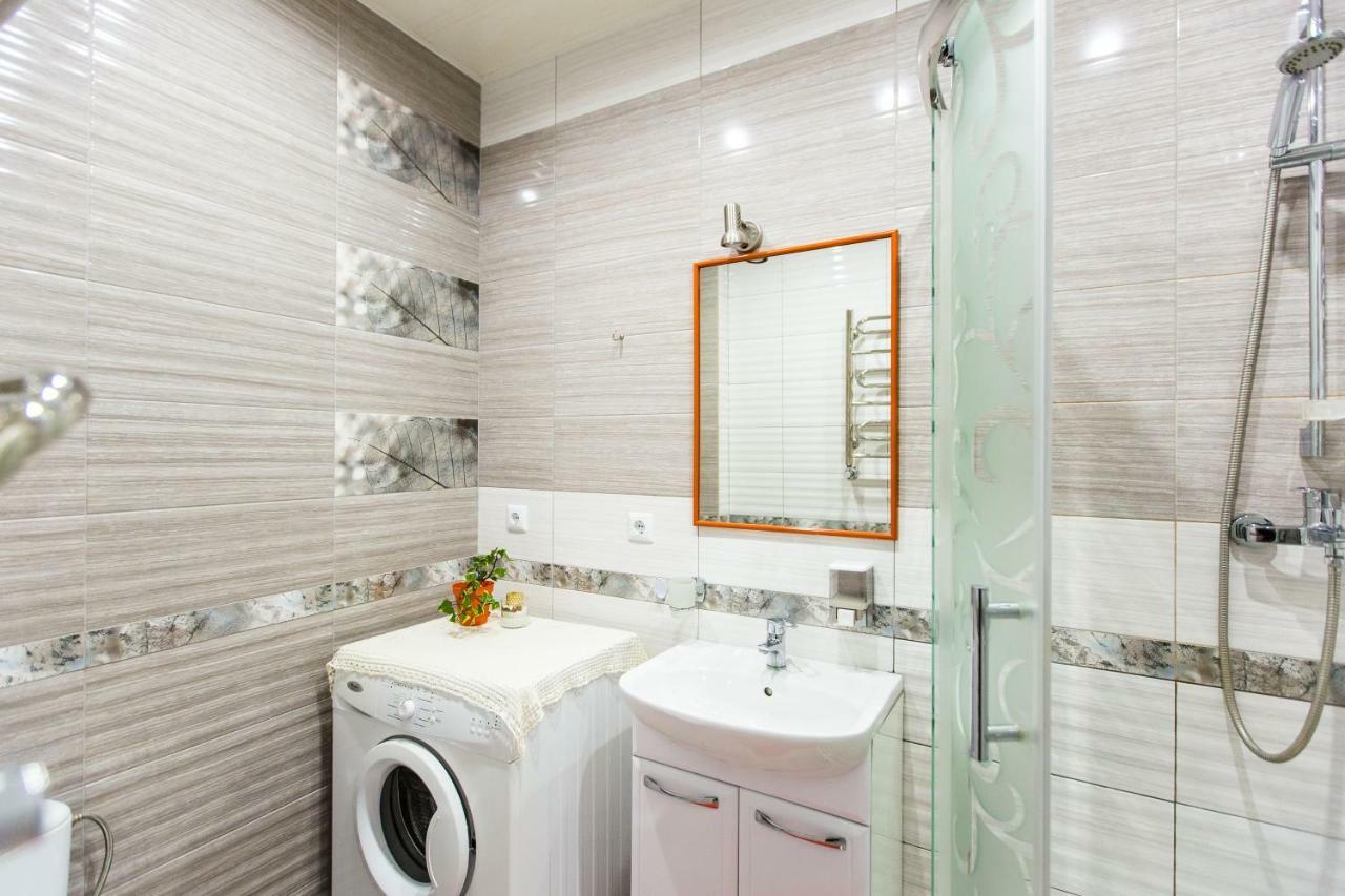 Modern 2Br Apartment In Central Lviv Apartment